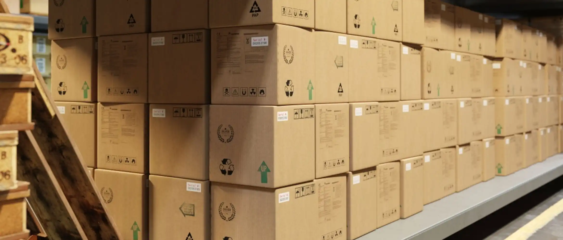 Cajas de cartón con etiquetas Brother