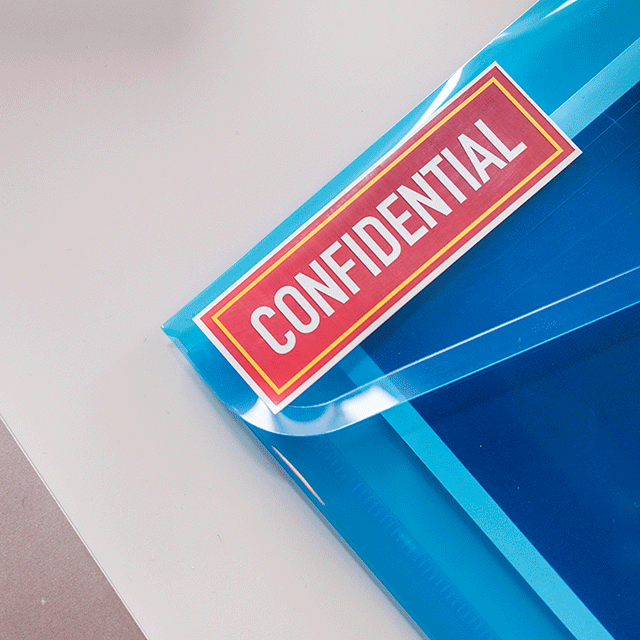 Document file wallet labelled confidential (using 19mm CZ-1003 full colour label roll)