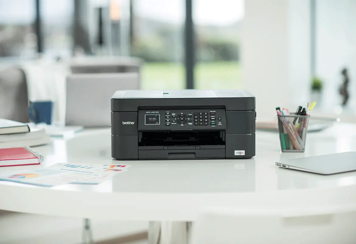 Brother Inkjet-Drucker in Home Office-Einstellung